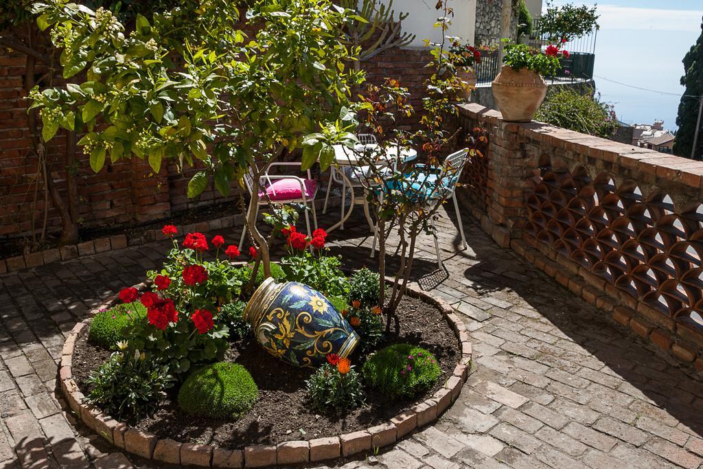 Villa Giannina B&B Taormina Eksteriør billede