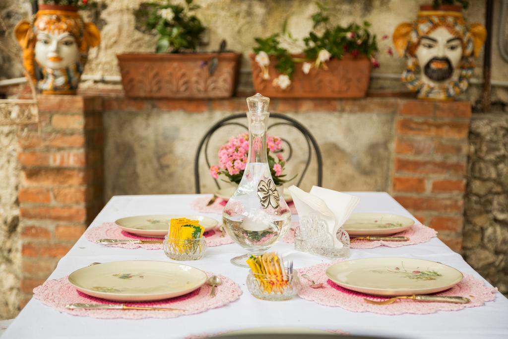 Villa Giannina B&B Taormina Eksteriør billede